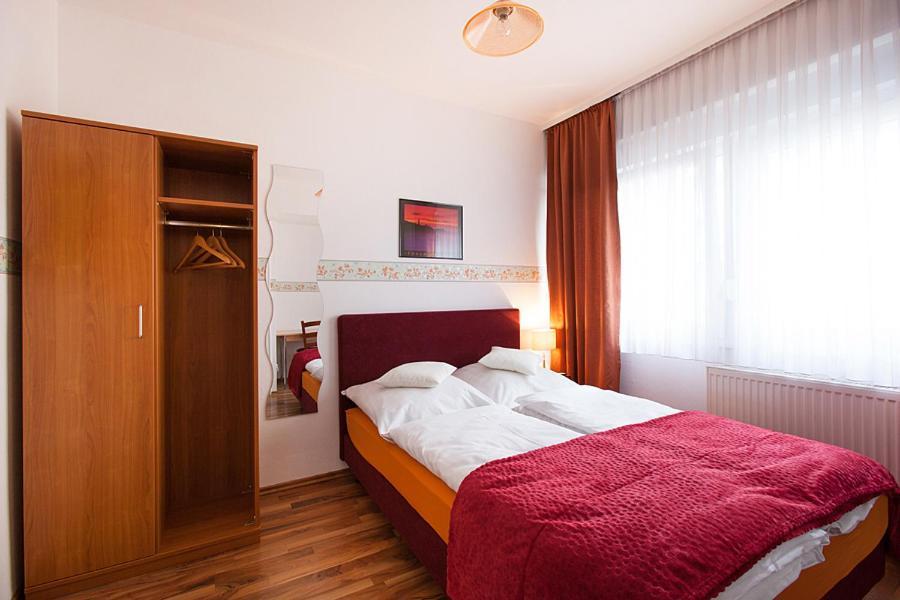 Pension Jasmin Pforzheim Bagian luar foto